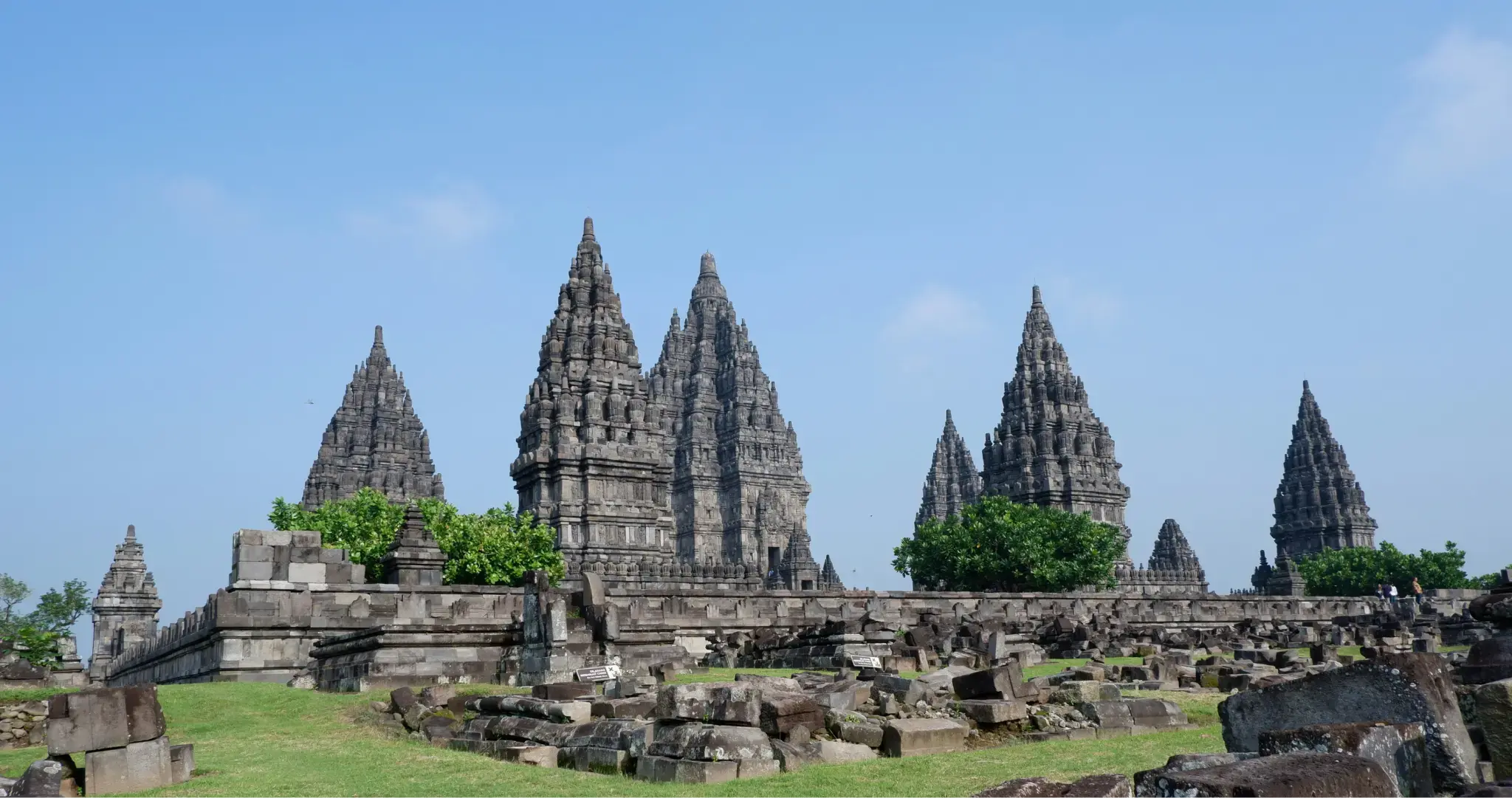 دليل أفضل الأماكن السياحية في إندونيسيا للعوائل 2026