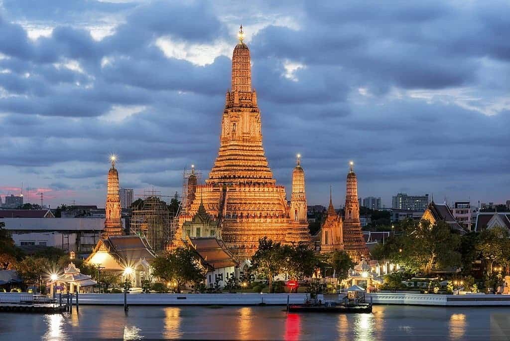 أماكن سياحية في بانكوك ليلاً: الأسواق الليلية وأفضل الأنشطة 2026