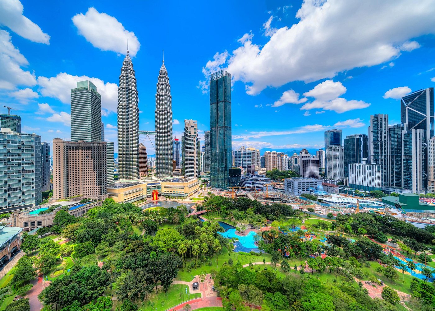 عرض سياحي شامل: 14 يومًا من الرفاهية والمتعة في قلب ماليزيا